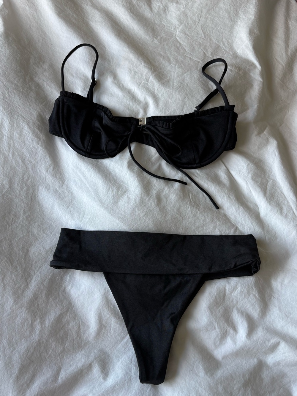 Belle the label / Belle Anna Bikini